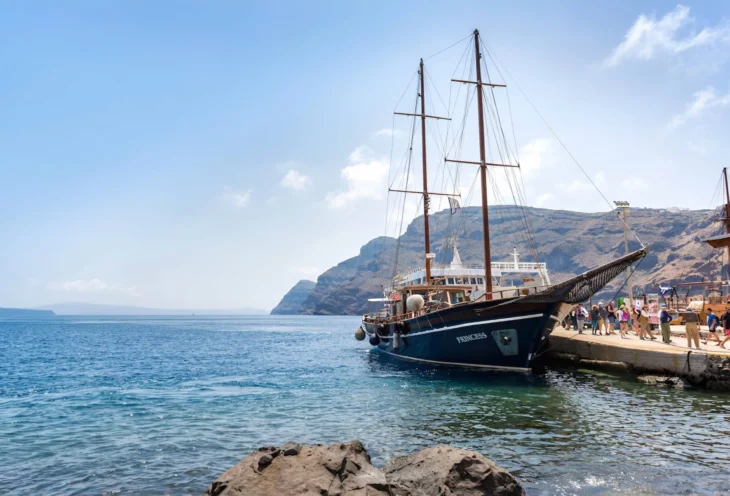 Volcano Sailing Boat Trips – Full Day Boat & Bus Tour